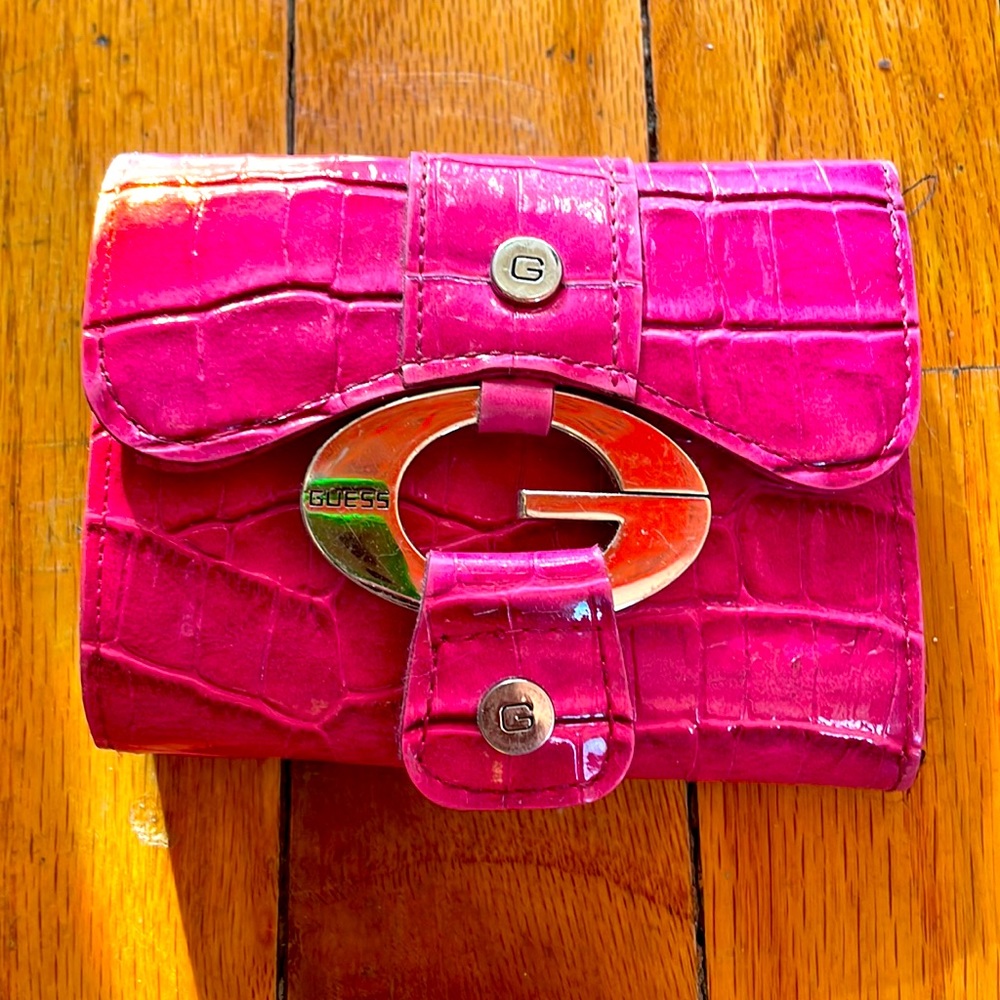 Small wallet, pink Guess